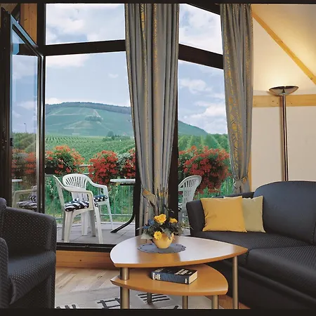 Ferienweingut Pies Ellenz-Poltersdorf Apartment Room photo