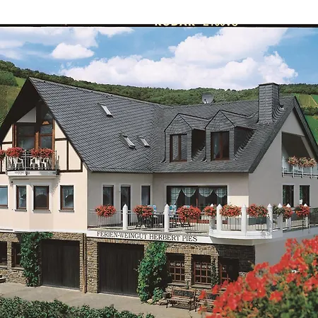 Ferienweingut Pies Ellenz-Poltersdorf Apartment Room photo