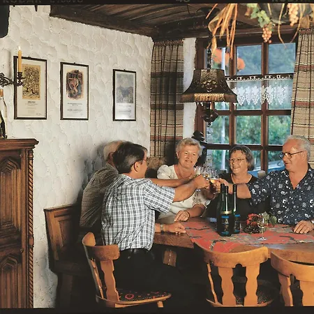 Ferienweingut Pies Ellenz-Poltersdorf Apartment Room photo