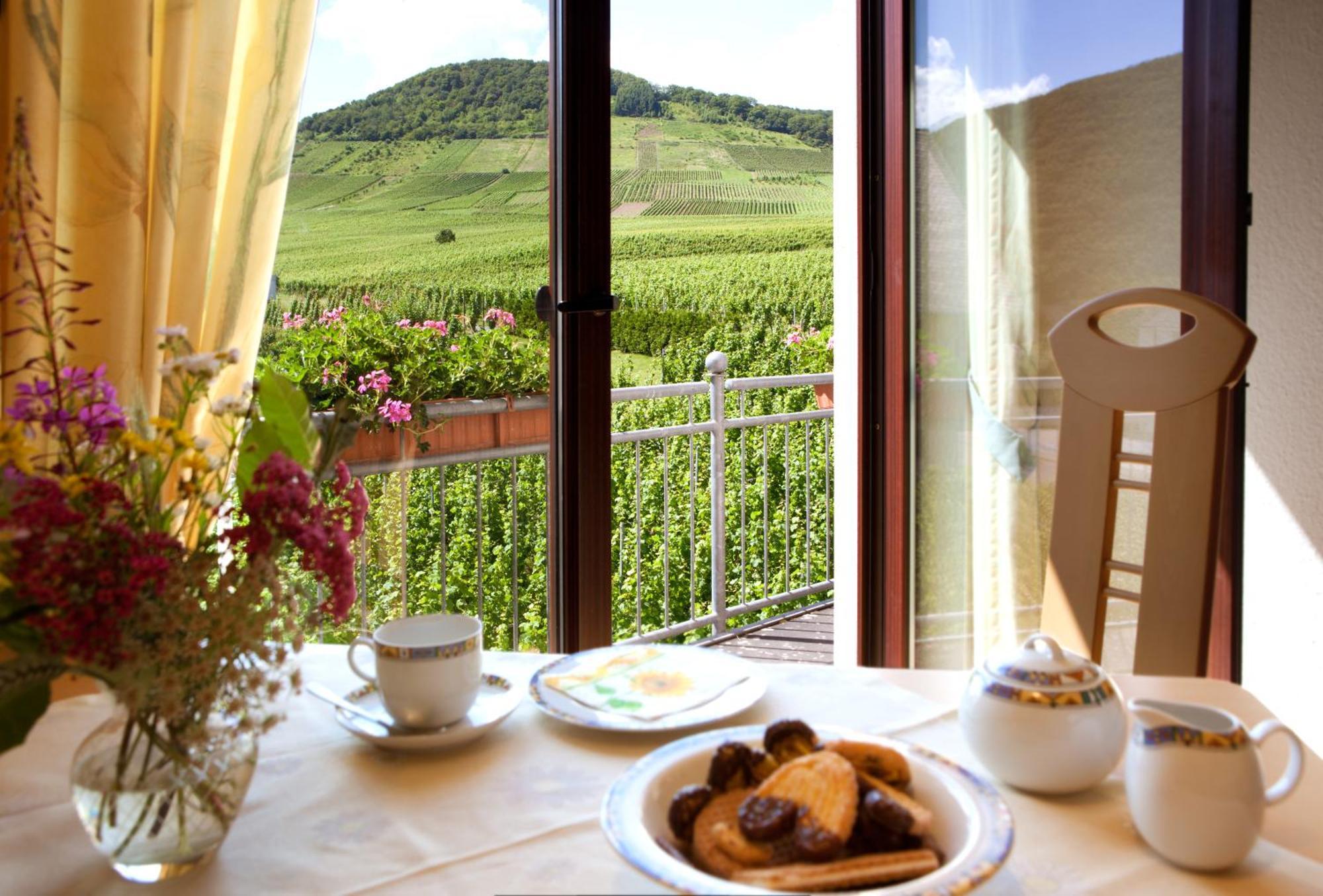 Ferienweingut Pies *